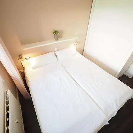 App 18-a173 Apartman *